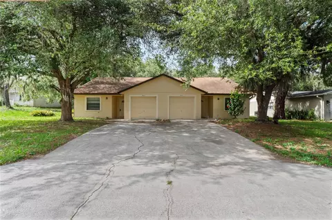 7411 7413 Mead Dr, Spring Hill, FL 34606