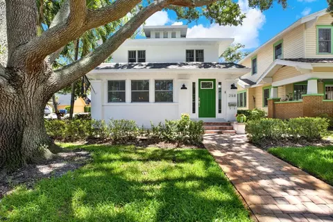 258 14th Ave NE, Saint Petersburg, FL 33701