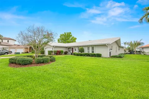 1917 Iowa Ave NE, Saint Petersburg, FL 33703