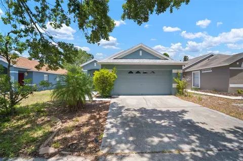 7534 Oxford Garden Cir, Apollo Beach, FL 33572
