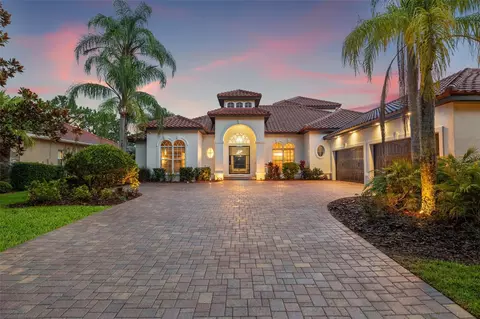 9712 Tree Tops Lake Rd, Tampa, FL 33626