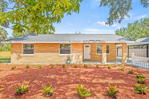 6807 River Rd, Tampa, FL 33615