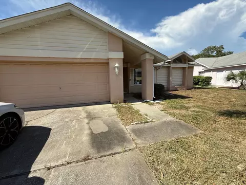 8635 Braxton Dr, Hudson, FL 34667
