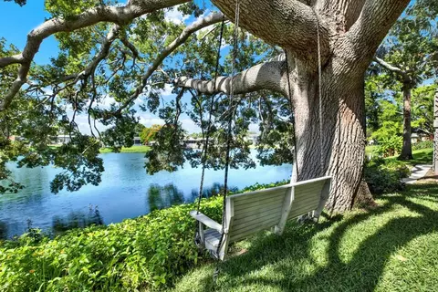 6561 Exeter Ct, Seminole, FL 33772