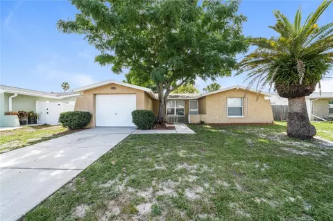 8804 Lido Ln, Port Richey, FL 34668