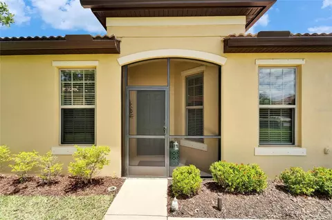 5422 Sunset Falls Dr, Apollo Beach, FL 33572