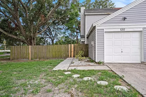 6263 Oak Cluster Cir, Tampa, FL 33634