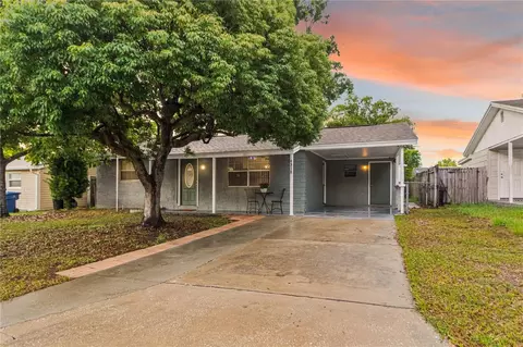 4318 Mesa Dr, New Port Richey, FL 34653