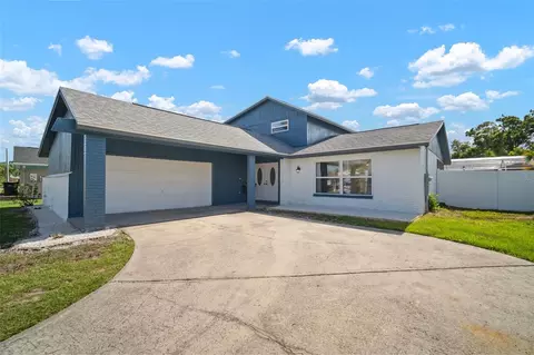 6841 Mitchell Cir, Tampa, FL 33634