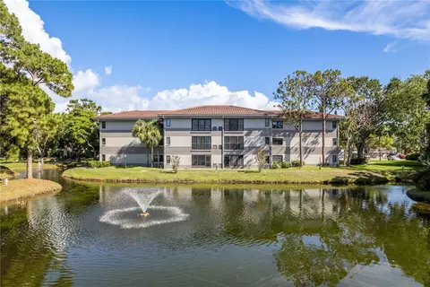 2650 Countryside Blvd #C204, Clearwater, FL 33761