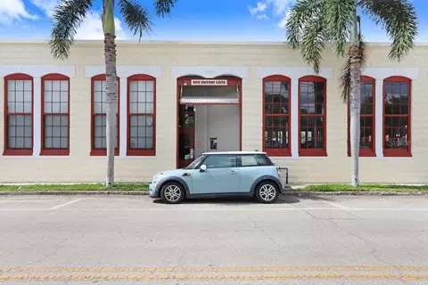 2001 E 2nd Ave #37, Tampa, FL 33605
