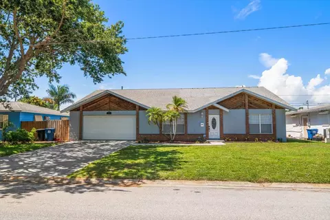 3831 Yardley Ave N, Saint Petersburg, FL 33713