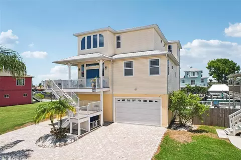 6543 Louise Ct, Hudson, FL 34667