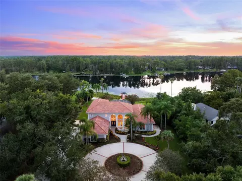 18312 Turning Point Dr, Lutz, FL 33549