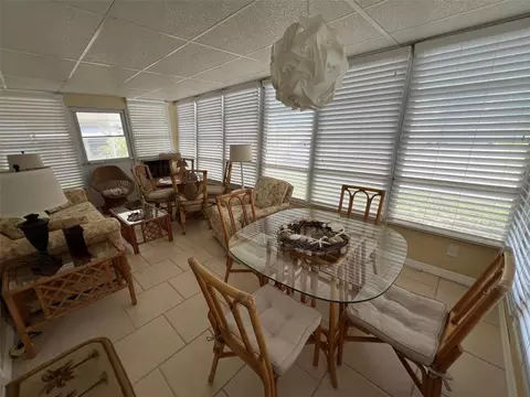 36 Thatch Palm St E, Largo, FL 33770 photo 16
