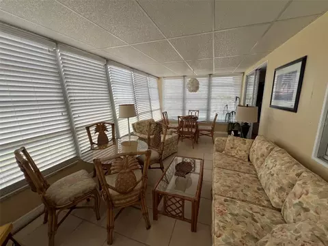 36 Thatch Palm St E, Largo, FL 33770 photo 17