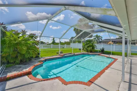 10430 Crestfield Dr, Riverview, FL 33569