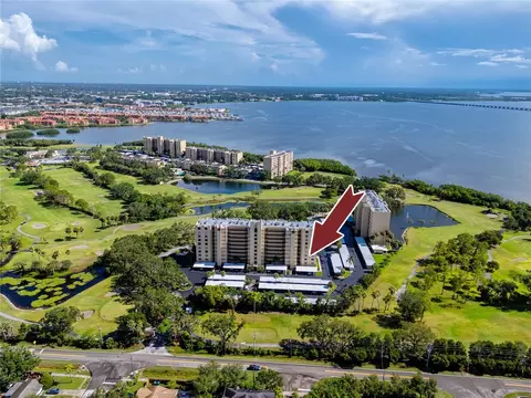 2621 Cove Cay Dr #309, Clearwater, FL 33760
