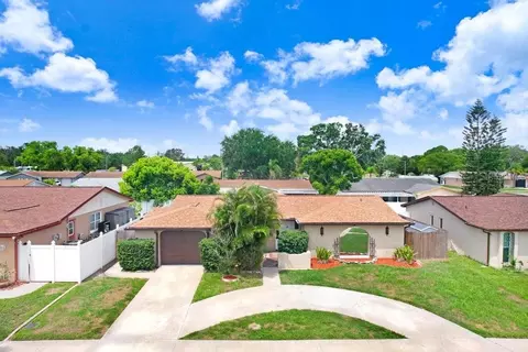 2119 Sugarbush Dr, Holiday, FL 34690
