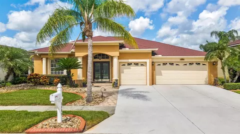 5309 Spectacular Bid Dr, Wesley Chapel, FL 33544