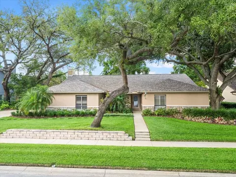 4610 Westford Cir, Tampa, FL 33618