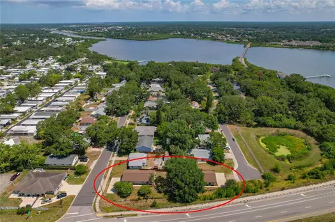 2901 Bay View Dr, Safety Harbor, FL 34695