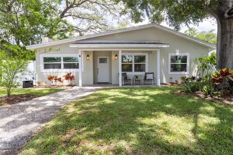 615 6th Ave N, Safety Harbor, FL 34695