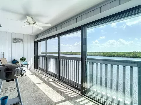 809 Bahia Del Sol Dr #72, Ruskin, FL 33570