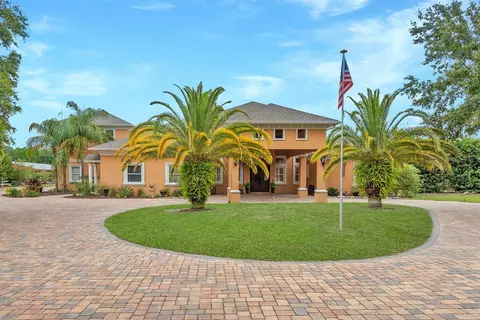 11430 Trotting Down Dr, Odessa, FL 33556
