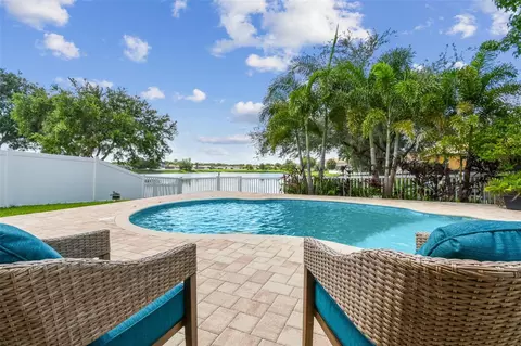 31111 Bridgegate Dr, Wesley Chapel, FL 33545