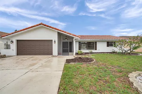 734 Flamingo Dr, Apollo Beach, FL 33572