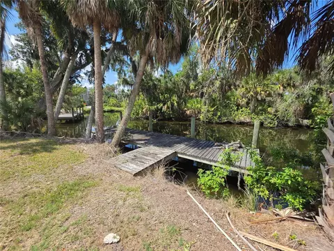 8331 Alafia Pointe Dr, Riverview, FL 33578 photo 18