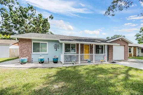9056 108th Ave, Seminole, FL 33777