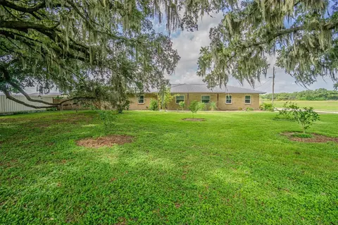 3505 Medulla Rd, Plant City, FL 33566