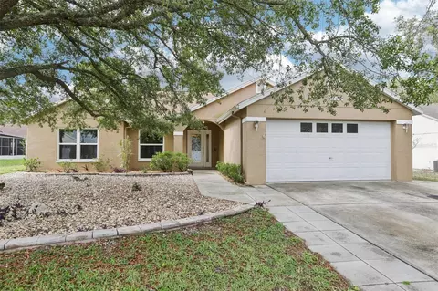 10304 Rainbow Oaks Dr, Hudson, FL 34667
