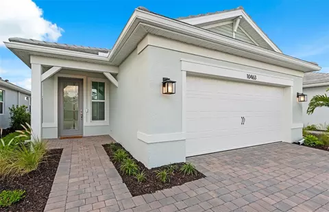 10463 Abaco Falls Dr, Englewood, FL 34223