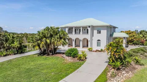 4710 Troydale Rd, Tampa, FL 33615