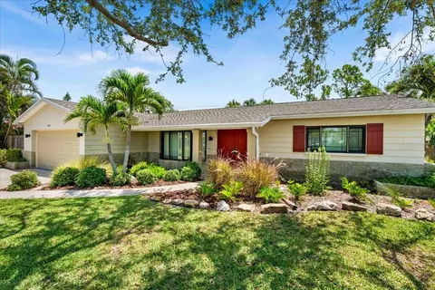 4739 114th St N, Saint Petersburg, FL 33708