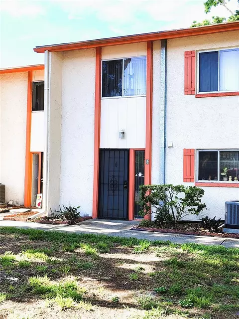 1620 58th Ave S #6, Saint Petersburg, FL 33712