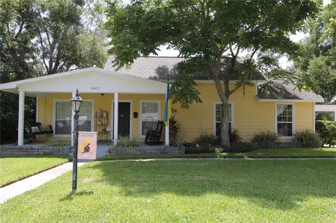 13637 13th St, Dade City, FL 33525