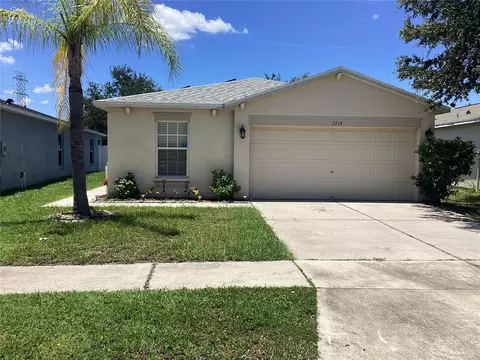 7719 Carriage Pointe Dr, Gibsonton, FL 33534