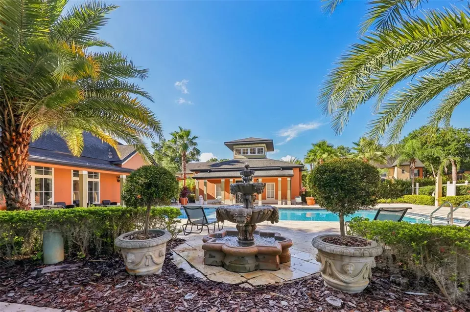 Exterior - 6017 Westgate Dr #924, Orlando, FL 32835 photo 3 of 6