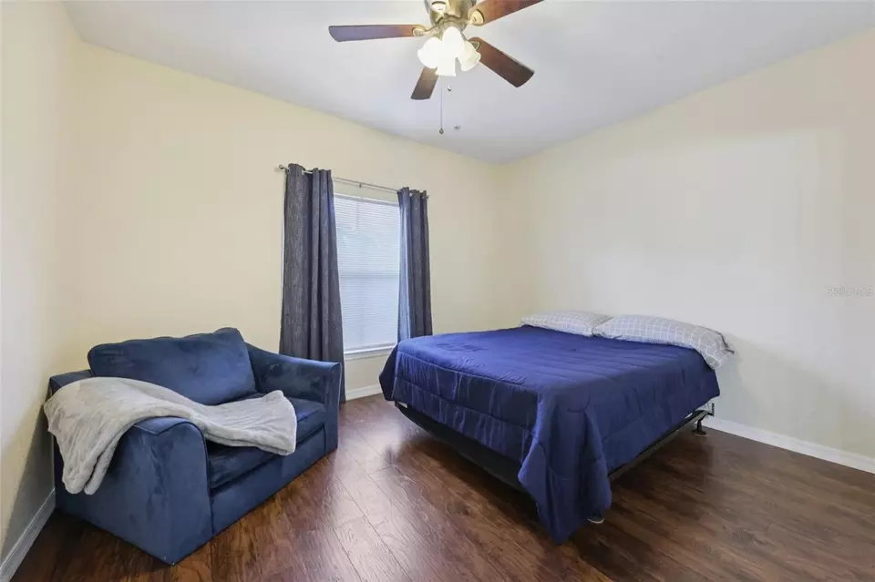 Bedroom - 6017 Westgate Dr #924, Orlando, FL 32835 photo 1 of 2