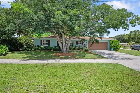 1711 N Highland Ave, Clearwater, FL 33755