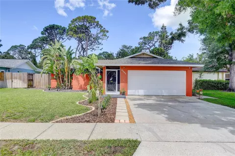 6865 Circle Creek Dr, Pinellas Park, FL 33781