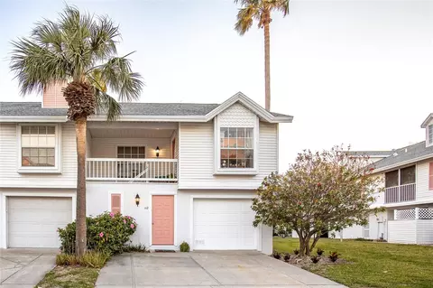 112 Sun Isle Cir #112, Treasure Island, FL 33706