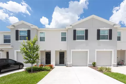 33063 Tulip Petal Ln, Wesley Chapel, FL 33545