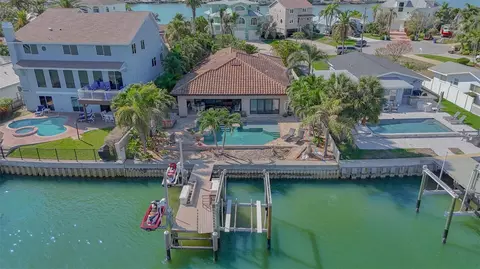 487 Harbor Dr S, Indian Rocks Beach, FL 33785