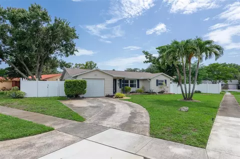 1806 11th St SW, Largo, FL 33778