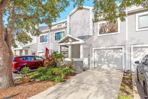 9660 Tara Cay Ct #38, Seminole, FL 33776